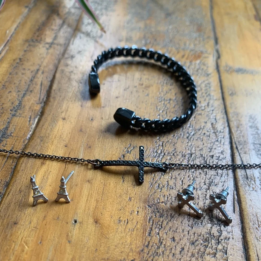 Silver Jewelry Bundle - Picture 2 of 8